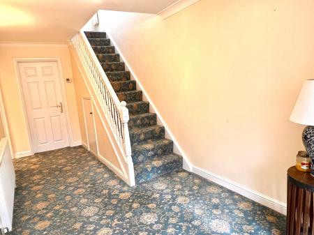 4 bedroom Detached house for sale in Hollies Way, Thurnby, LE7