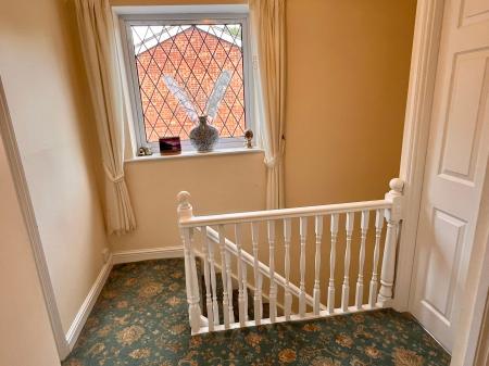 4 bedroom Detached house for sale in Hollies Way, Thurnby, LE7