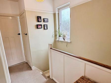 3 bedroom Town house for sale in Lymington Road, Leicester, LE5