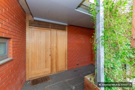 2 bedroom Apartment to let in Highcross Lane, The Circus, LE1