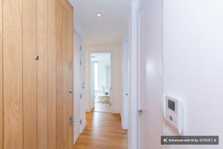 2 bedroom Apartment to let in Highcross Lane, The Circus, LE1