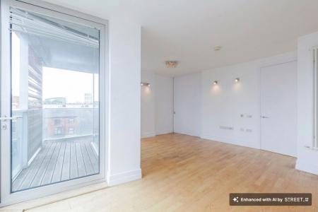 2 bedroom Apartment to let in Highcross Lane, The Circus, LE1