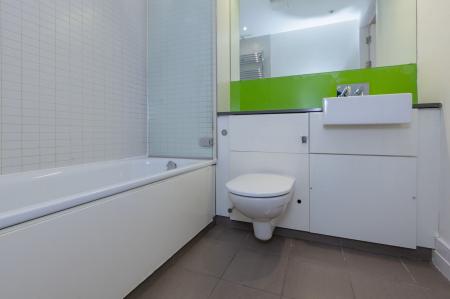 2 bedroom Apartment to let in Highcross Lane, The Circus, LE1