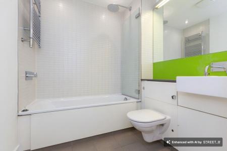 2 bedroom Apartment to let in Highcross Lane, The Circus, LE1