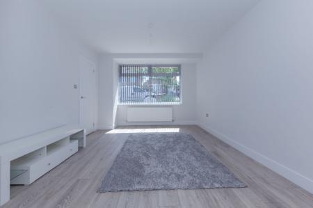 3 bedroom Semi-detached house to let in Fairstone Hill, Oadby, LE2