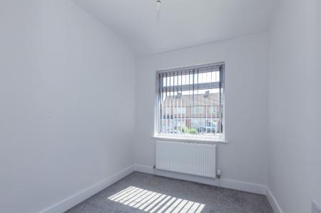 3 bedroom Semi-detached house to let in Fairstone Hill, Oadby, LE2