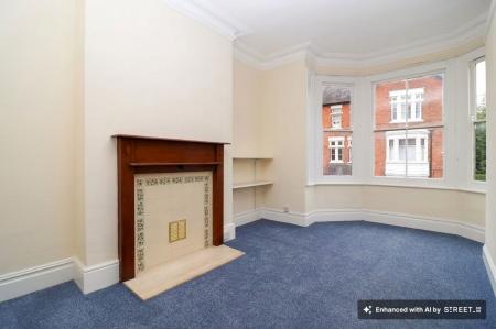 1 bedroom Studio flat to let in St. James Terrace, Leicester, LE2