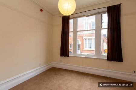 1 bedroom Flat to let in St. James Terrace, Leicester, LE2