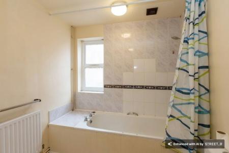 1 bedroom Flat to let in St. James Terrace, Leicester, LE2
