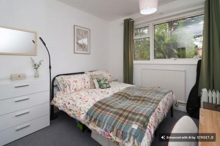 3 bedroom Flat to let in London Road, Leicester, LE2