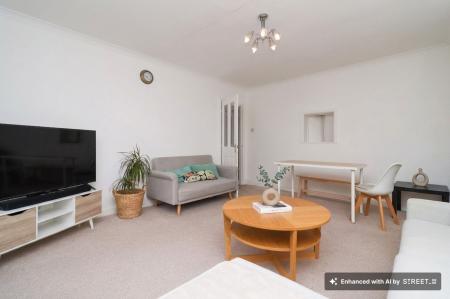 3 bedroom Flat to let in London Road, Leicester, LE2