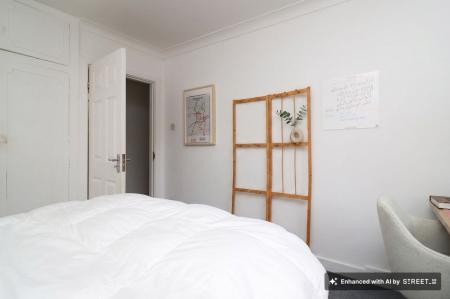 3 bedroom Flat to let in London Road, Leicester, LE2