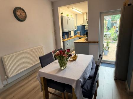 2 bedroom Terraced House for sale in Cavendish Road, Leicester, LE2