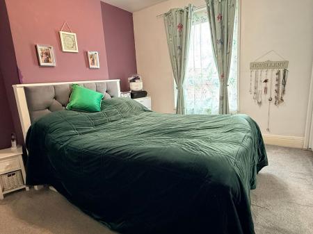2 bedroom Terraced House for sale in Cavendish Road, Leicester, LE2