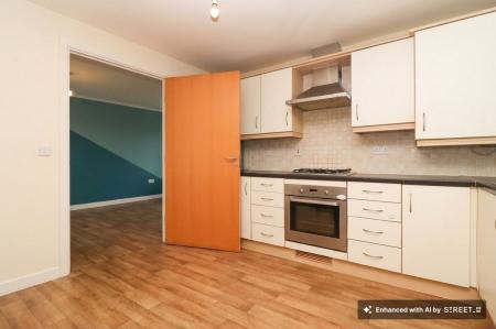 2 bedroom Flat to let in Larchmont Road, Leicester, LE4