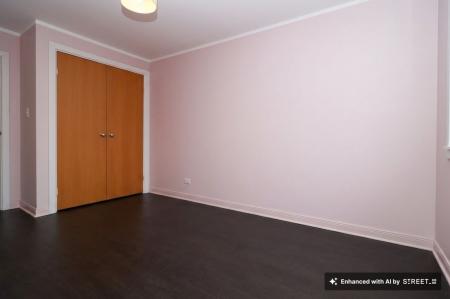 2 bedroom Flat to let in Larchmont Road, Leicester, LE4