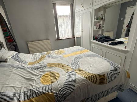 3 bedroom Terraced House for sale in Osborne Road, Leicester, LE5