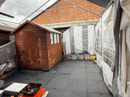 3 bedroom Terraced House for sale in Osborne Road, Leicester, LE5