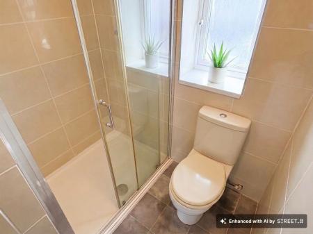 3 bedroom Semi-detached house to let in Kingston Avenue, Wigston, LE18