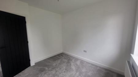 3 bedroom Semi-detached house for sale in Brambling Way, Oadby, LE2