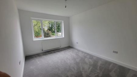 3 bedroom Semi-detached house for sale in Brambling Way, Oadby, LE2