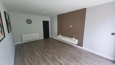3 bedroom Semi-detached house for sale in Brambling Way, Oadby, LE2