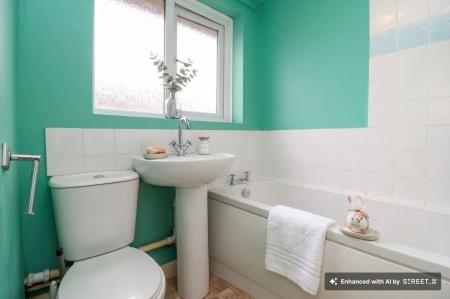 1 bedroom End of terrace house to let in Stoneywell Road, Leicester, LE4