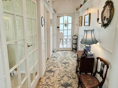 2 bedroom Detached bungalow for sale in Englefield Road, Leicester, LE5