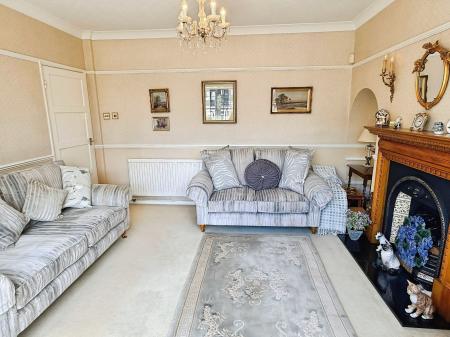 3 bedroom Semi-detached house for sale in Millersdale Avenue, Leicester, LE5
