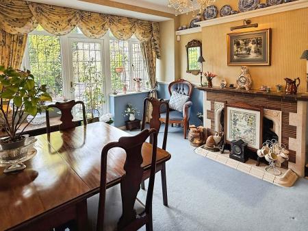 3 bedroom Semi-detached house for sale in Millersdale Avenue, Leicester, LE5