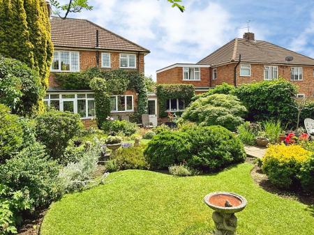 3 bedroom Semi-detached house for sale in Millersdale Avenue, Leicester, LE5