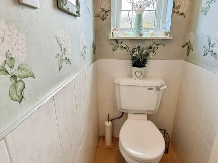 3 bedroom Semi-detached house for sale in Millersdale Avenue, Leicester, LE5