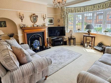 3 bedroom Semi-detached house for sale in Millersdale Avenue, Leicester, LE5