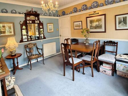 3 bedroom Semi-detached house for sale in Millersdale Avenue, Leicester, LE5