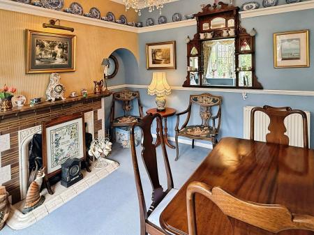3 bedroom Semi-detached house for sale in Millersdale Avenue, Leicester, LE5