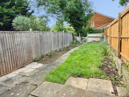 2 bedroom Terraced House for sale in Hayden Avenue, Oadby, LE2