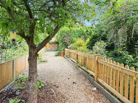 2 bedroom Terraced House for sale in Main Street, Evington, LE5
