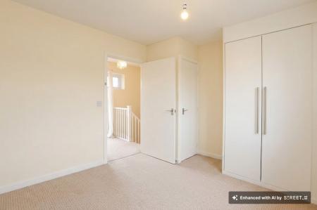3 bedroom Detached house to let in Watkin Road, Leicester, LE2