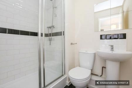 3 bedroom Detached house to let in Watkin Road, Leicester, LE2