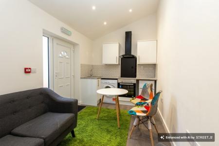 1 bedroom Flat to let in Aylestone Road, Leicester, LE2