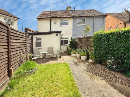 2 bedroom Semi-detached house for sale in Wreford Crescent, Leicester, LE5
