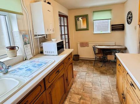 2 bedroom Semi-detached house for sale in Wreford Crescent, Leicester, LE5