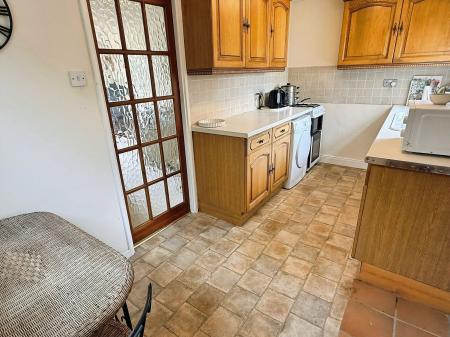 2 bedroom Semi-detached house for sale in Wreford Crescent, Leicester, LE5