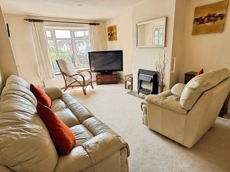 2 bedroom Semi-detached house for sale in Wreford Crescent, Leicester, LE5