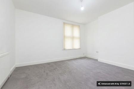 3 bedroom Terraced House to let in Richmond Avenue, Leicester, LE2
