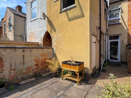 3 bedroom Terraced House to let in Richmond Avenue, Leicester, LE2