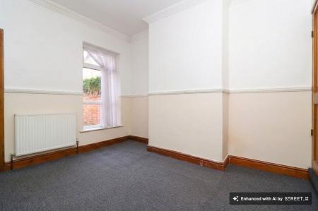 2 bedroom Terraced House to let in Oxford Road, Leicester, LE2