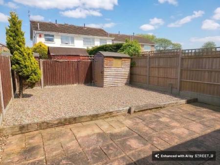 2 bedroom Semi-detached house to let in Farrier Lane, Leicester, LE4