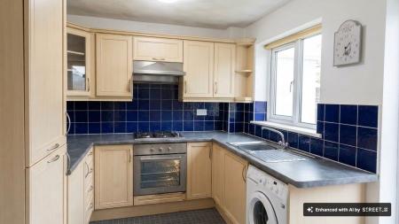 2 bedroom Semi-detached house to let in Farrier Lane, Leicester, LE4