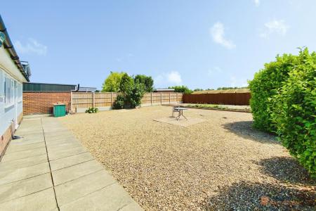 2 bedroom Detached bungalow for sale in Newhaven Road, Leicester, LE5